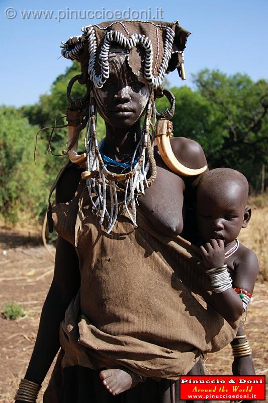 Ethiopia - Tribu etnia Mursi - 24.jpg